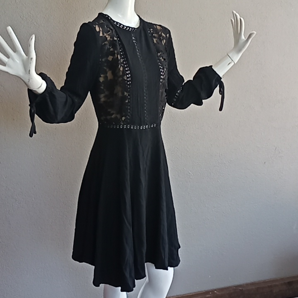 Sass Bohemian little black dress with lace size 10 - Picture 1 of 9